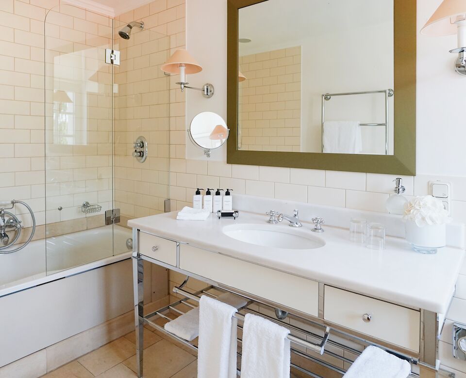 Classic Suite bath room Quellenhof